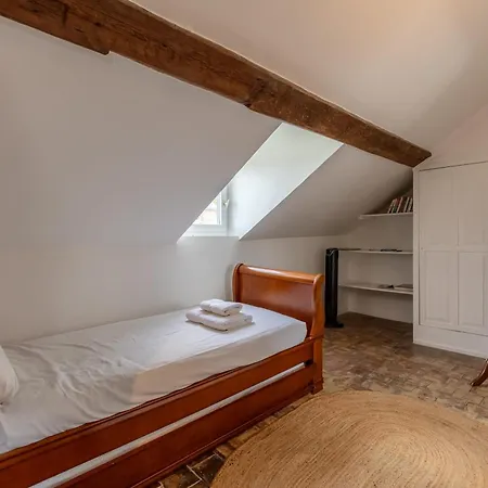 Jane'laur Magnificent Mansion With Garden 11 P *