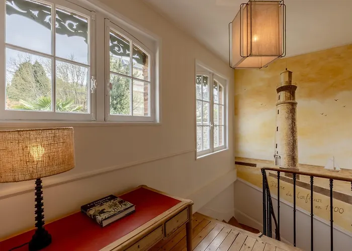 Jane'laur Magnificent Mansion With Garden 11 P Willa