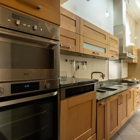 Jane'laur Magnificent Mansion With Garden 11 P